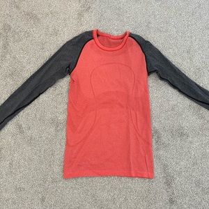 Women’s Lululemon Run Swiftly Tech Long Sleeve Size 6